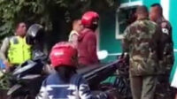 Hasil tangkapan layar video amatir insiden di depan Pos Mutiara Mardika, Kota Ambon, Maluku, pada Rabu sore