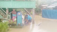 Rumah warga di Desa Cinto Mandi Kecamatan Pino Raya terendam banjir sejak Minggu, 6 Februari 2022